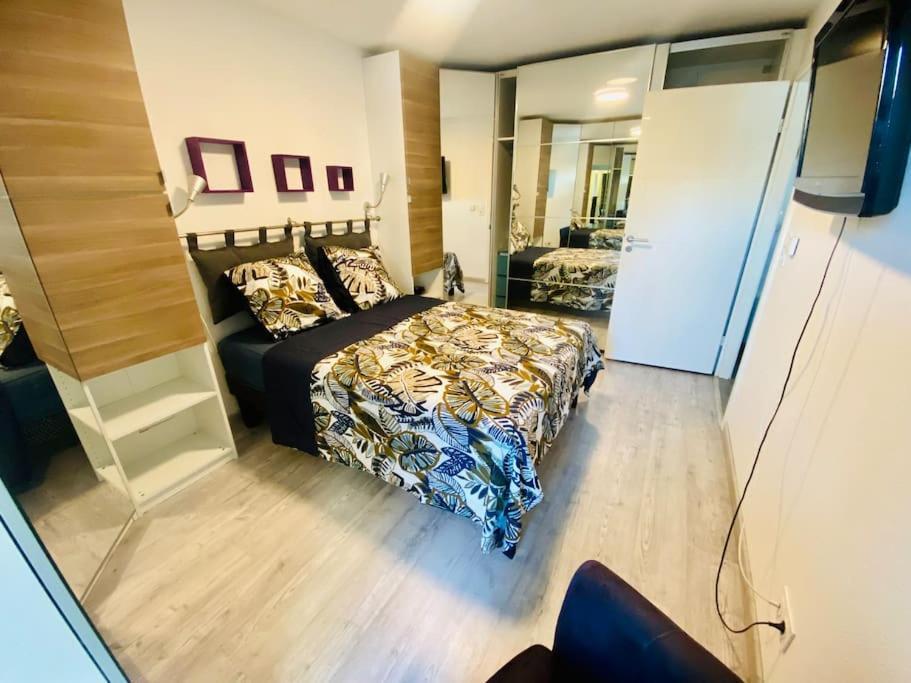 Le Standing Parking Wifi Metz Un-Sejour-A-Part Daire Dış mekan fotoğraf